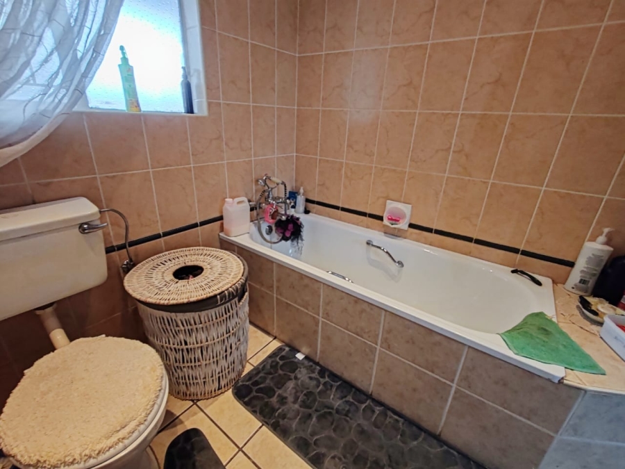 3 Bedroom Property for Sale in Dassie Rand North West